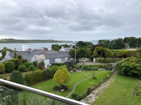 Beautiful Holiday Home in Schull
